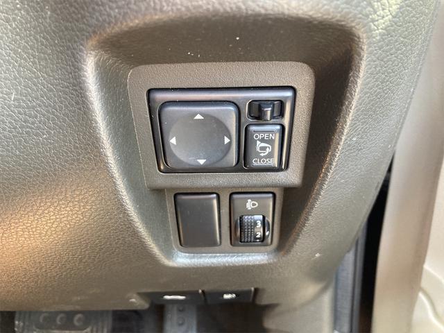 15X Mセレクション スマートキー 電動格納ミラー ベンチシート CVT アルミホイール CD ミュージックプレイヤー接続可 盗難防止システム 衝突安全ボディ ABS エアコン(10枚目)