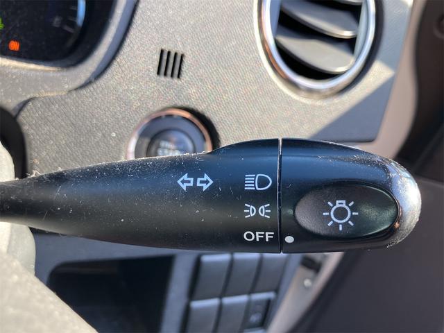 ワゴンＲスティングレー Ｘ　ＨＩＤ　スマートキー　電動格納ミラー　ベンチシート　ＡＴ　盗難防止システム　ＡＢＳ　ＣＤ　アルミホイール　衝突安全ボディ　エアコン（9枚目）