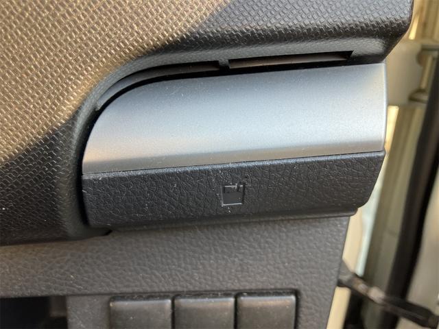 ワゴンＲスティングレー Ｘ　ＨＩＤ　スマートキー　電動格納ミラー　ベンチシート　ＡＴ　盗難防止システム　ＡＢＳ　ＣＤ　アルミホイール　衝突安全ボディ　エアコン（31枚目）