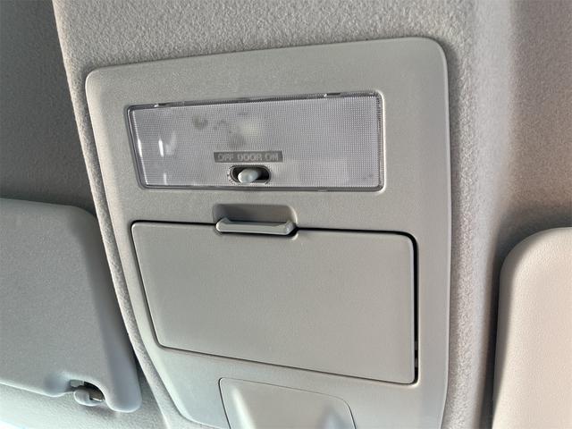 ワゴンＲスティングレー Ｘ　ＨＩＤ　スマートキー　電動格納ミラー　ベンチシート　ＡＴ　盗難防止システム　ＡＢＳ　ＣＤ　アルミホイール　衝突安全ボディ　エアコン（33枚目）