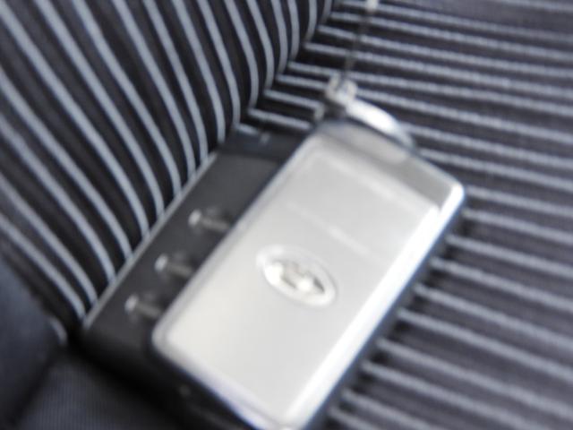2.5i EyeSight 新品タイヤ付 アイサイトVer.2 キーレスアクセス&プッシュスタート17インチアルミホイール HIDヘッドランプHDDナビETC・ドアバイザー左右・泥除け前後・左右オートオートライト・パワーシート・寒冷地仕様(12枚目)