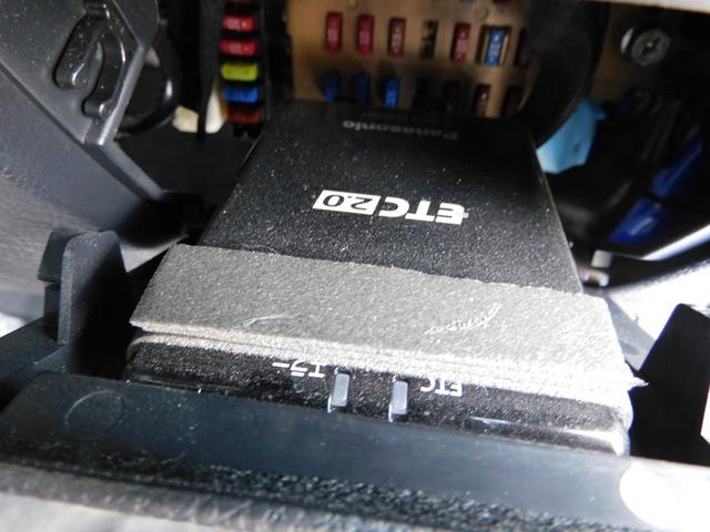 ＷＲＸ Ｓ４ ＷＲＸ　Ｓ４　２．０ＧＴ－Ｓ　ＥｙｅＳｉｇｈｔ　運転席＆助手席エアバッグ　衝突被害軽減システム　頸部衝撃緩和ヘッドレスト　衝突安全ボディ　ビークルダイナミクスコントロール　１８インチアルミホイール（40枚目）