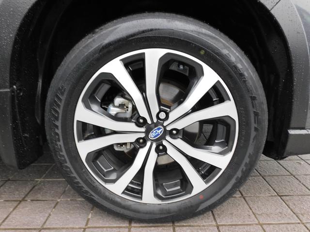 フォレスター Ｐｒｅｍｉｕｍ　ＥｙｅＳｉｇｈｔ搭載車　ＳＤナビ　Ｒカメラ　ＳＤナビ　リヤビューカメラ　ＥＴＣ　ドライブレコーダー　ＬＥＤアクセサリライナー　スマートリヤミラー　パワーリヤゲート　スバルリヤビークルディテクション　フロントビューカメラ　サイドビューカメラ（7枚目）