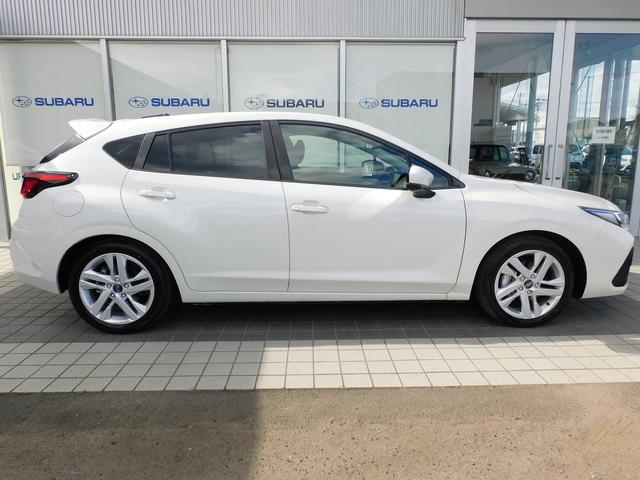 インプレッサ ST SDナビ 弊社元社用車 SDナビ フロントグリル ルーフスポイラー キーレスアクセス&プッシュスタート オートライト&オートワイパー フルオートエアコン スピーカー(フロント2+リヤ2)(12枚目)