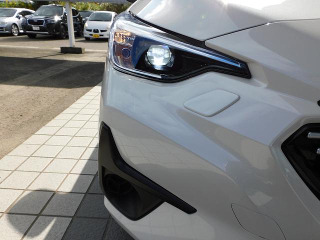 インプレッサ ST SDナビ 弊社元社用車 SDナビ フロントグリル ルーフスポイラー キーレスアクセス&プッシュスタート オートライト&オートワイパー フルオートエアコン スピーカー(フロント2+リヤ2)(16枚目)