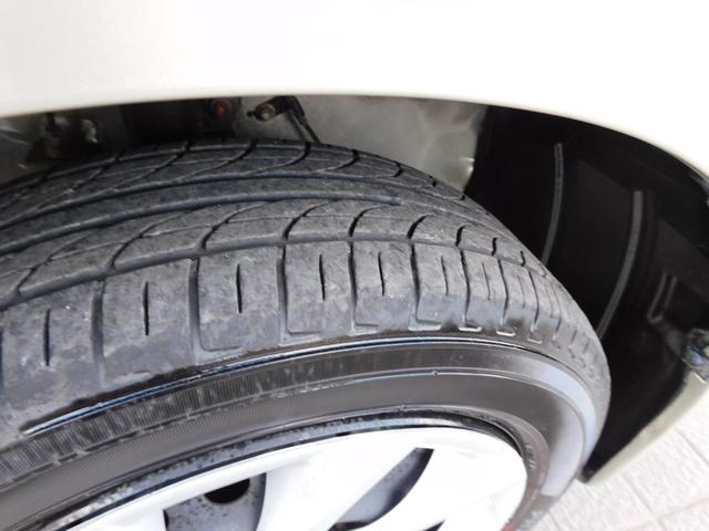 ステラ L スマートアシスト CD/AM/FMラジオ/USB CD/AM/FM/ラジオ/USB 集中ドアロック機能付きキーレスエントリー 電動格納式ドアミラー ホイールキャップ付14インチスチールホイール マニュアルエアコン(8枚目)