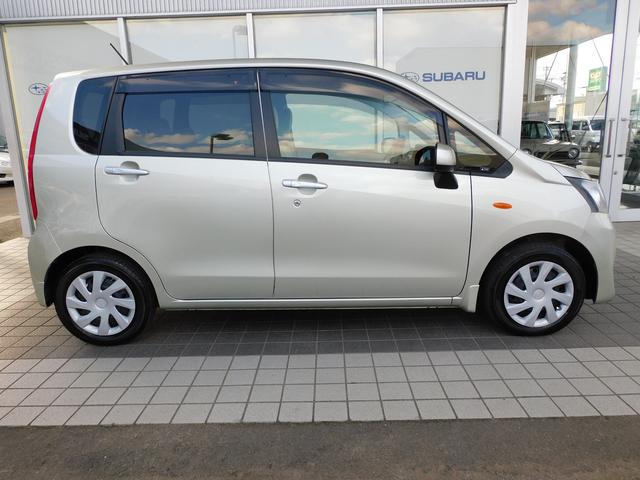 ステラ L スマートアシスト CD/AM/FMラジオ/USB CD/AM/FM/ラジオ/USB 集中ドアロック機能付きキーレスエントリー 電動格納式ドアミラー ホイールキャップ付14インチスチールホイール マニュアルエアコン(12枚目)