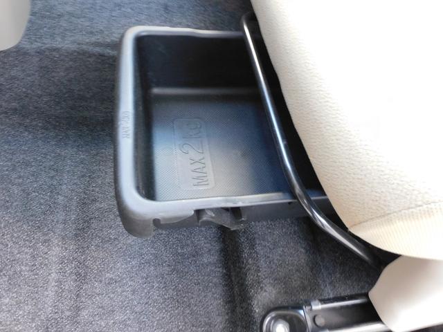 ステラ L スマートアシスト CD/AM/FMラジオ/USB CD/AM/FM/ラジオ/USB 集中ドアロック機能付きキーレスエントリー 電動格納式ドアミラー ホイールキャップ付14インチスチールホイール マニュアルエアコン(46枚目)