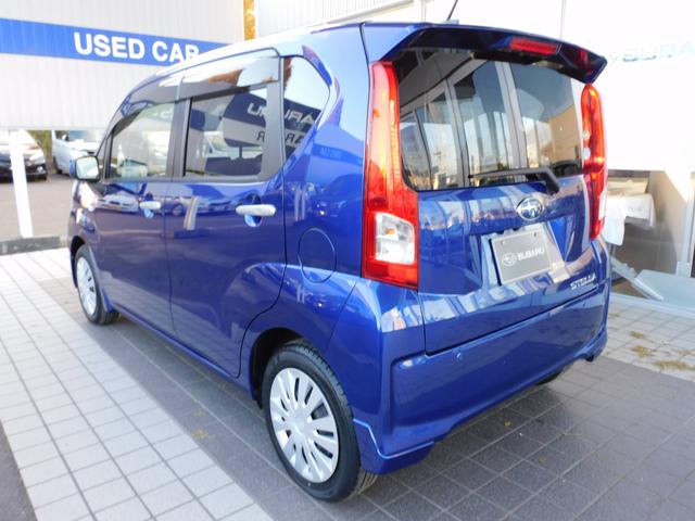 ステラ L スマートアシスト SDナビ Rカメラ SDナビリヤビューカメラ マニュアルエアコン 集中ドアロック機能付きキーレスエントリー パワーウィドウ 電動格納式ドアミラー ホイールキャップ付14インチスチールホイール(10枚目)