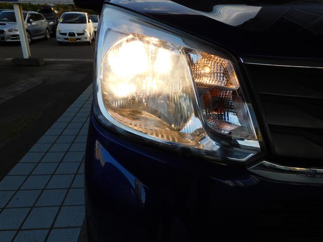 ステラ L スマートアシスト SDナビ Rカメラ SDナビリヤビューカメラ マニュアルエアコン 集中ドアロック機能付きキーレスエントリー パワーウィドウ 電動格納式ドアミラー ホイールキャップ付14インチスチールホイール(18枚目)