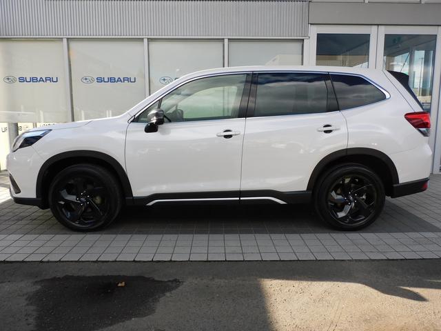 フォレスター スポーツ SDナビ Rカメラ SDナビ リヤビューカメラ スマートリヤビューミラー フロントビューカメラ サイドビューカメラ スバルリヤビークルディテクション 運転席・助手席・後席シートヒーター ステアリングヒーター(9枚目)