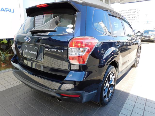 フォレスター 2.0i-S EyeSight SDナビ Rカメラ ETC SDナビ リヤビューカメラ ETC パワーリヤゲート 運転席・助手席シートヒーター付きパワーシート キーレスアクセス&プッシュスタート オートライト&オートワイパー(3枚目)