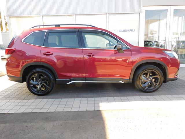 フォレスター スポーツ SDナビ Rカメラ ETC ドラレコ SDナビ リヤビューカメラ ETC2.0 ドライブレコーダー LEDアクセサリーライナー サイドビュ―カメラ スバルリヤビークルディテクション 運転席・助手席・後席シートヒーター(12枚目)