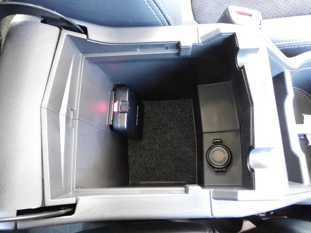 フォレスター スポーツ SDナビ Rカメラ ETC ドラレコ SDナビ リヤビューカメラ ETC2.0 ドライブレコーダー LEDアクセサリーライナー サイドビュ―カメラ スバルリヤビークルディテクション 運転席・助手席・後席シートヒーター(30枚目)