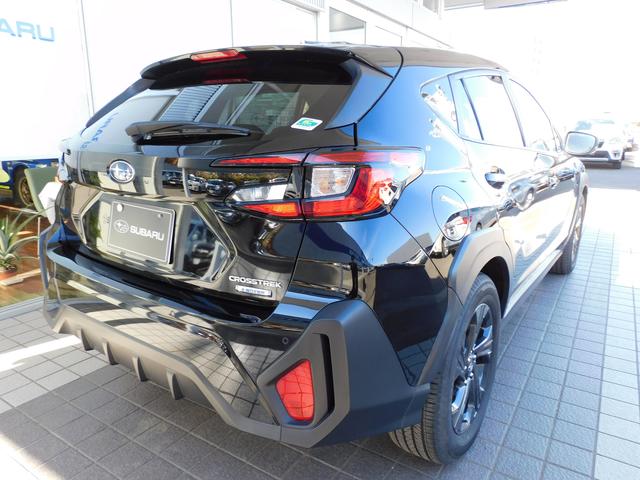 クロストレック ツーリング　ＳＤナビ　Ｒカメラ　ＳＤナビ　リヤビューカメラ　サイドビューカメラ　フロントビューカメラ　スバルリヤビークルディテクション　運転席・助手席シートヒーター　オートライト＆オートワイパー（3枚目）