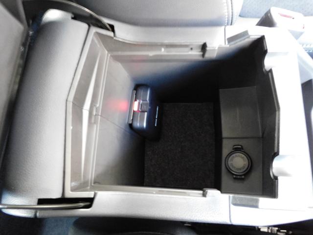 フォレスター スポーツ SDナビ Rカメラ ETC ドラレコ SDナビ リヤビューカメラ ETC2.0 ドライブレコーダー LEDアクセサリーライナー パワーリヤゲート スマートリヤビューミラー カーゴルームトレー(31枚目)