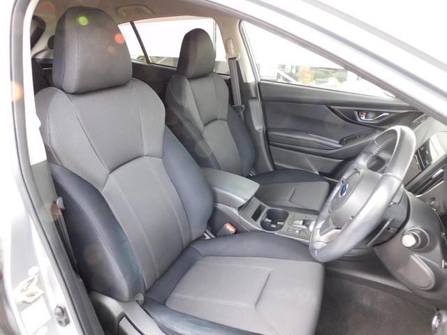 インプレッサスポーツ １．６ｉ－Ｌ　ＥｙｅＳｉｇｈｔ　ＳＤナビ　Ｒカメラ　ＳＤナビ　リヤビューカメラ　キーレスアクセス＆プッシュスタート　スバルリヤビークルディテクション　オートライト＆オートワイパー　オートエアコン（23枚目）