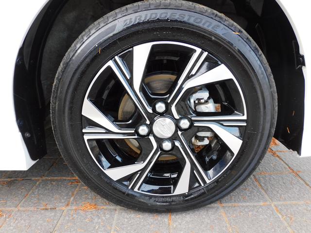 シフォン カスタムR スマートアシスト SDナビ Rカメラ SDナビ リヤビューカメラ リヤ両側パワースライドドア コーナーセンサー 運転席・助手席シートヒーター オートライト キーレスアクセス&プッシュスタート オートエアコン(7枚目)