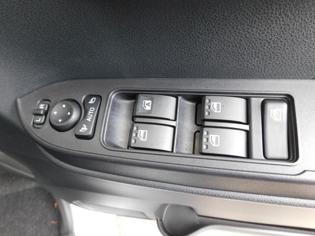 シフォン カスタムR スマートアシスト SDナビ Rカメラ SDナビ リヤビューカメラ リヤ両側パワースライドドア コーナーセンサー 運転席・助手席シートヒーター オートライト キーレスアクセス&プッシュスタート オートエアコン(20枚目)