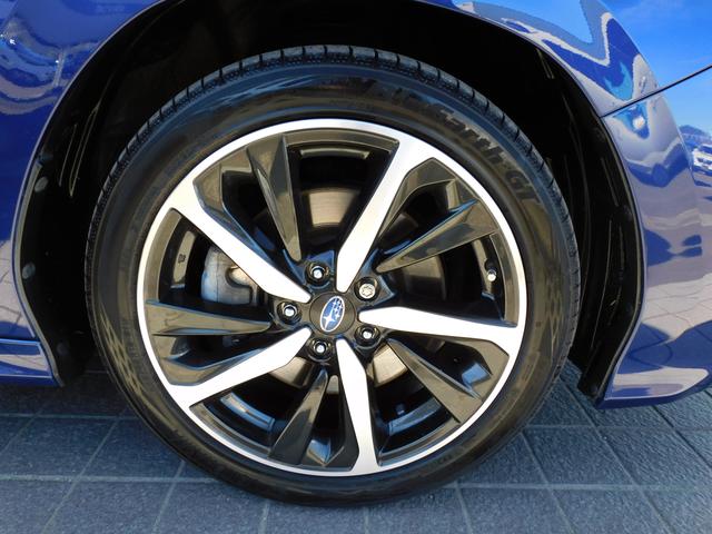 レヴォーグ GT-H EX EyeSight X搭載車 11.6インチセンターインフォメーションディスプレイ&インフォテインメントシステム ETC2.0 リヤビューカメラ サイドビューカメラ フロントビューカメラ アクセサリーライナー ドライブレコーダー(7枚目)