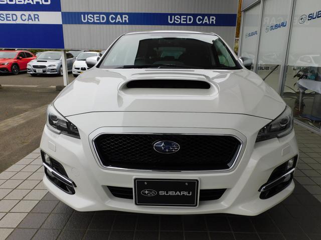 レヴォーグ １．６ＧＴ－Ｓ　ＥｙｅＳｉｇｈｔ　ＳＤナビ　Ｒカメラ　ＳＤナビ　リヤビューカメラ　ＥＴＣ２．０　ＬＥＤアクセサリーライナー　サンルーフ　サイドビューカメラ　スバルリヤビークルディテクション　フロントグリル　オートライト＆オートワイパー（4枚目）