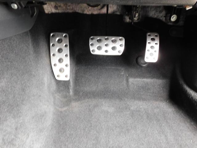 レヴォーグ １．６ＧＴ－Ｓ　ＥｙｅＳｉｇｈｔ　ＳＤナビ　Ｒカメラ　ＳＤナビ　リヤビューカメラ　ＥＴＣ２．０　ＬＥＤアクセサリーライナー　サンルーフ　サイドビューカメラ　スバルリヤビークルディテクション　フロントグリル　オートライト＆オートワイパー（23枚目）