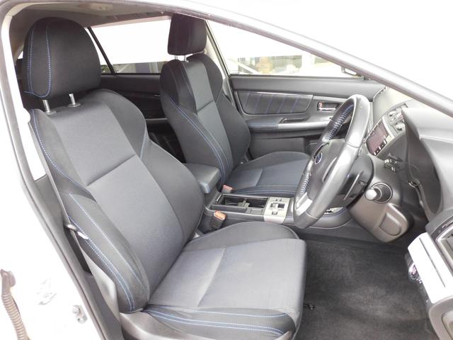 レヴォーグ １．６ＧＴ－Ｓ　ＥｙｅＳｉｇｈｔ　ＳＤナビ　Ｒカメラ　ＳＤナビ　リヤビューカメラ　ＥＴＣ２．０　ＬＥＤアクセサリーライナー　サンルーフ　サイドビューカメラ　スバルリヤビークルディテクション　フロントグリル　オートライト＆オートワイパー（24枚目）