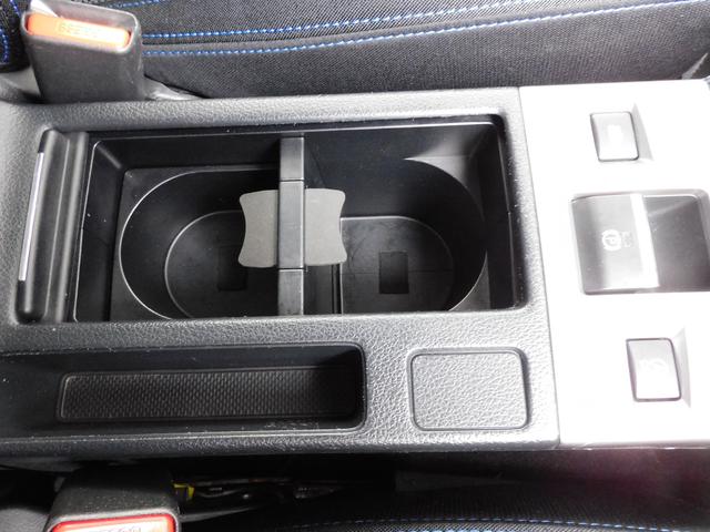 レヴォーグ １．６ＧＴ－Ｓ　ＥｙｅＳｉｇｈｔ　ＳＤナビ　Ｒカメラ　ＳＤナビ　リヤビューカメラ　ＥＴＣ２．０　ＬＥＤアクセサリーライナー　サンルーフ　サイドビューカメラ　スバルリヤビークルディテクション　フロントグリル　オートライト＆オートワイパー（28枚目）