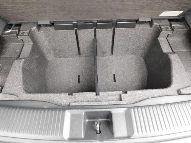 レヴォーグ １．６ＧＴ－Ｓ　ＥｙｅＳｉｇｈｔ　ＳＤナビ　Ｒカメラ　ＳＤナビ　リヤビューカメラ　ＥＴＣ２．０　ＬＥＤアクセサリーライナー　サンルーフ　サイドビューカメラ　スバルリヤビークルディテクション　フロントグリル　オートライト＆オートワイパー（54枚目）