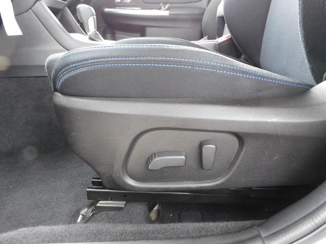 レヴォーグ １．６ＧＴ－Ｓ　ＥｙｅＳｉｇｈｔ　ＳＤナビ　Ｒカメラ　ＳＤナビ　リヤビューカメラ　ＥＴＣ２．０　ＬＥＤアクセサリーライナー　サンルーフ　サイドビューカメラ　スバルリヤビークルディテクション　フロントグリル　オートライト＆オートワイパー（59枚目）