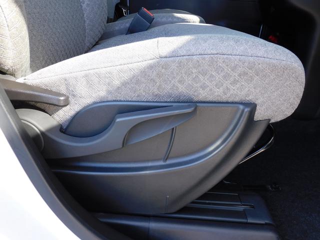 シフォン G スマートアシスト キーレスアクセス&プッシュスタート オートエアコン 電動パーキングブレーキ ホイールキャップ付14インチスチールホイール オートライト リヤ両側パワースライドドア(27枚目)