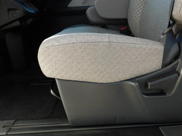 シフォン G スマートアシスト キーレスアクセス&プッシュスタート オートエアコン 電動パーキングブレーキ ホイールキャップ付14インチスチールホイール オートライト リヤ両側パワースライドドア(51枚目)