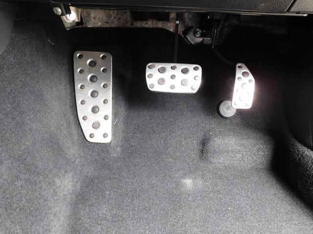 レガシィアウトバック Ｌｉｍｉｔｅｄ　ＥｙｅＳｉｇｈｔ搭載車　ＳＤナビ　Ｒカメラ　ＳＤナビ　リヤビューカメラ　ＥＴＣ２．０　パワーリヤゲート　運転席シートポジションメモリー機能付きパワーシート　運転席・助手席・後席シートヒーター（22枚目）