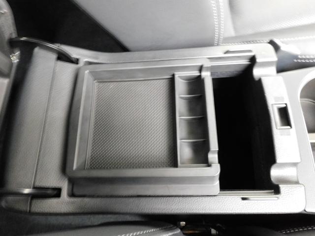 レガシィアウトバック Ｌｉｍｉｔｅｄ　ＥｙｅＳｉｇｈｔ搭載車　ＳＤナビ　Ｒカメラ　ＳＤナビ　リヤビューカメラ　ＥＴＣ２．０　パワーリヤゲート　運転席シートポジションメモリー機能付きパワーシート　運転席・助手席・後席シートヒーター（26枚目）