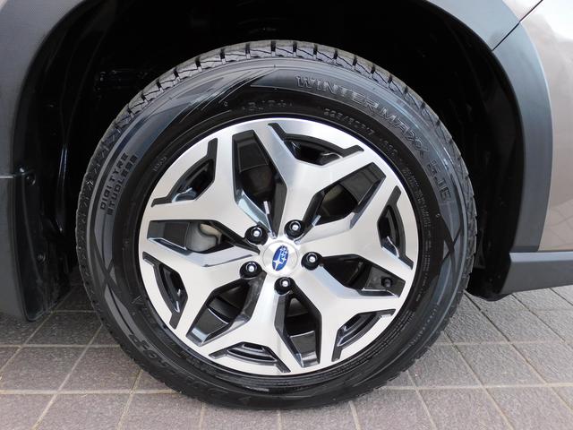 フォレスター アドバンス SDナビ Rカメラ ETC ドラレコ SDナビ リヤビューカメラ ETC2.0 ナビ連動ドライブレコーダー LEDアクセサリーライナー スマートリヤビューミラー ドライバーモニタリングシステム 冬用タイヤ装着(7枚目)