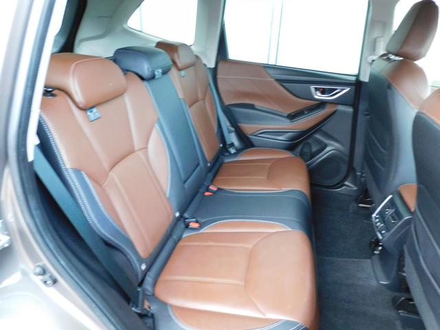 フォレスター アドバンス SDナビ Rカメラ ETC ドラレコ SDナビ リヤビューカメラ ETC2.0 ナビ連動ドライブレコーダー LEDアクセサリーライナー スマートリヤビューミラー ドライバーモニタリングシステム 冬用タイヤ装着(54枚目)