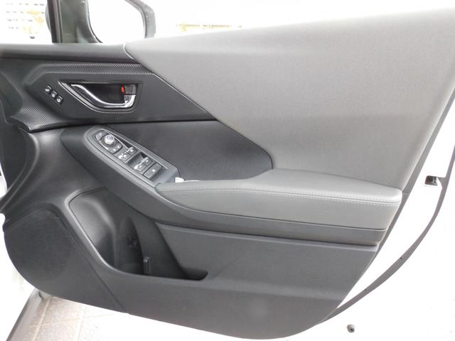 クロストレック リミテッド　センターインフォメーションディスプレイ　１１．６インチセンターインフォメーションディスプレイ＆インフォテインメントシステム（ナビ機能付き）　ＬＥＤアクセサリーライナー　サイドビューカメラ　フロントビューカメラ（24枚目）