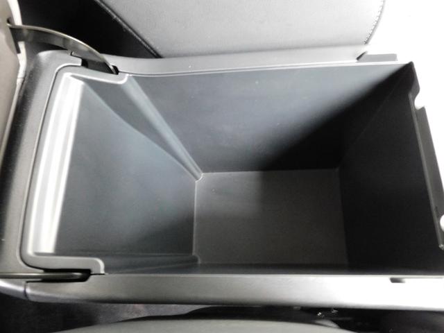 クロストレック リミテッド　センターインフォメーションディスプレイ　１１．６インチセンターインフォメーションディスプレイ＆インフォテインメントシステム（ナビ機能付き）　ＬＥＤアクセサリーライナー　サイドビューカメラ　フロントビューカメラ（31枚目）