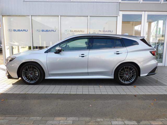 レヴォーグ ＳＴＩスポーツ　ＥＸ　センターインフォメーションディスプレイ　１１．６インチセンターインフォメーションディスプレイ＆インフォテインメントシステム　ＥＴＣ２．０　ドライブレコーダー　ＬＥＤアクセサリーライナー　ＳＴＩアルミホイール　サンルーフ（9枚目）