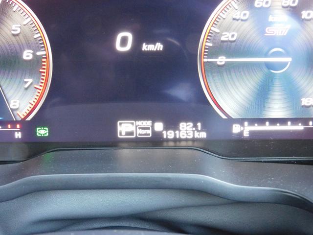 レヴォーグ ＳＴＩスポーツ　ＥＸ　センターインフォメーションディスプレイ　１１．６インチセンターインフォメーションディスプレイ＆インフォテインメントシステム　ＥＴＣ２．０　ドライブレコーダー　ＬＥＤアクセサリーライナー　ＳＴＩアルミホイール　サンルーフ（47枚目）