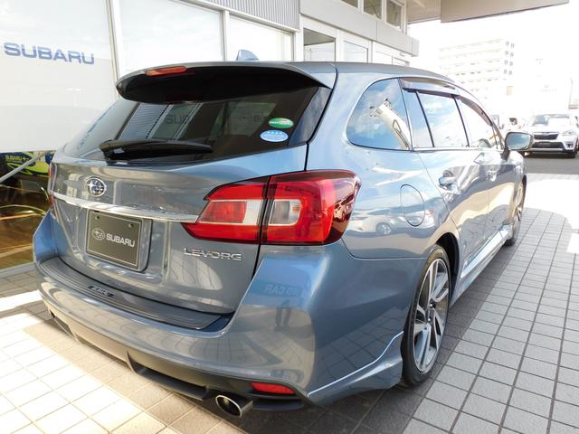 レヴォーグ １．６ＧＴ－Ｓ　ＥｙｅＳｉｇｈｔ　ＳＤナビ　Ｒカメラ　ＥＴＣ　ＳＤナビ　リヤビューカメラ　ＥＴＣ２．０　ステアリングオーディオリモコン　ＬＥＤアクセサリーライナー　カーゴステップパネル（ステンレス）　オートライト＆オートワイパー（3枚目）