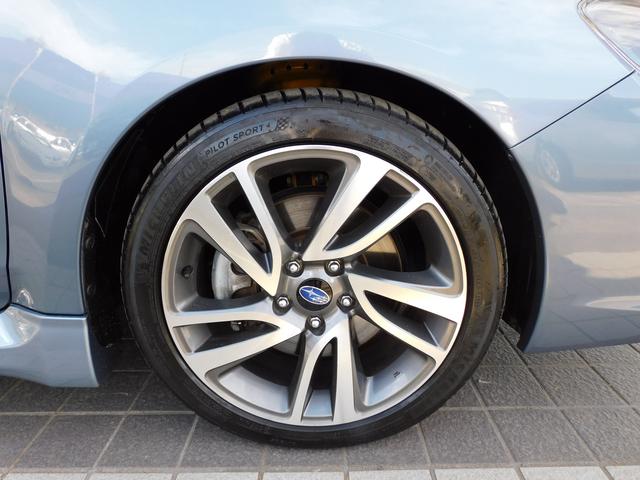 レヴォーグ １．６ＧＴ－Ｓ　ＥｙｅＳｉｇｈｔ　ＳＤナビ　Ｒカメラ　ＥＴＣ　ＳＤナビ　リヤビューカメラ　ＥＴＣ２．０　ステアリングオーディオリモコン　ＬＥＤアクセサリーライナー　カーゴステップパネル（ステンレス）　オートライト＆オートワイパー（7枚目）