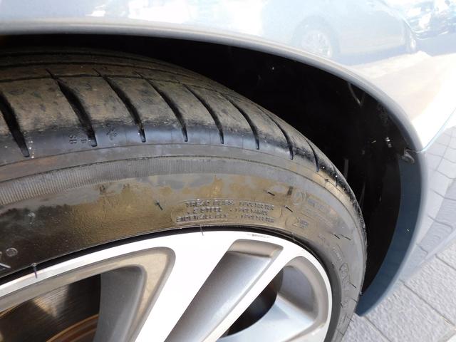 レヴォーグ １．６ＧＴ－Ｓ　ＥｙｅＳｉｇｈｔ　ＳＤナビ　Ｒカメラ　ＥＴＣ　ＳＤナビ　リヤビューカメラ　ＥＴＣ２．０　ステアリングオーディオリモコン　ＬＥＤアクセサリーライナー　カーゴステップパネル（ステンレス）　オートライト＆オートワイパー（8枚目）