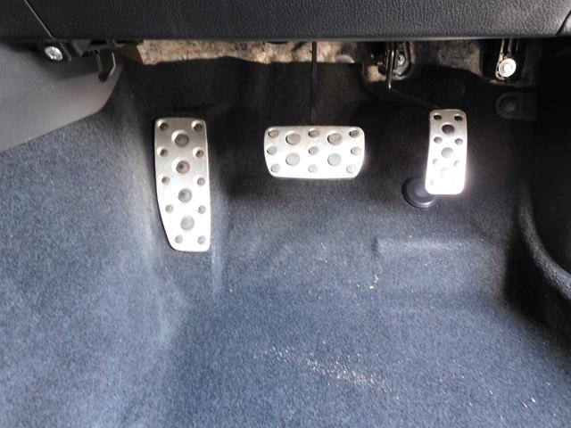 レヴォーグ １．６ＧＴ－Ｓ　ＥｙｅＳｉｇｈｔ　ＳＤナビ　Ｒカメラ　ＥＴＣ　ＳＤナビ　リヤビューカメラ　ＥＴＣ２．０　ステアリングオーディオリモコン　ＬＥＤアクセサリーライナー　カーゴステップパネル（ステンレス）　オートライト＆オートワイパー（21枚目）