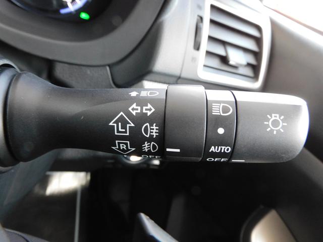 レヴォーグ １．６ＧＴ－Ｓ　ＥｙｅＳｉｇｈｔ　ＳＤナビ　Ｒカメラ　ＥＴＣ　ＳＤナビ　リヤビューカメラ　ＥＴＣ２．０　ステアリングオーディオリモコン　ＬＥＤアクセサリーライナー　カーゴステップパネル（ステンレス）　オートライト＆オートワイパー（41枚目）