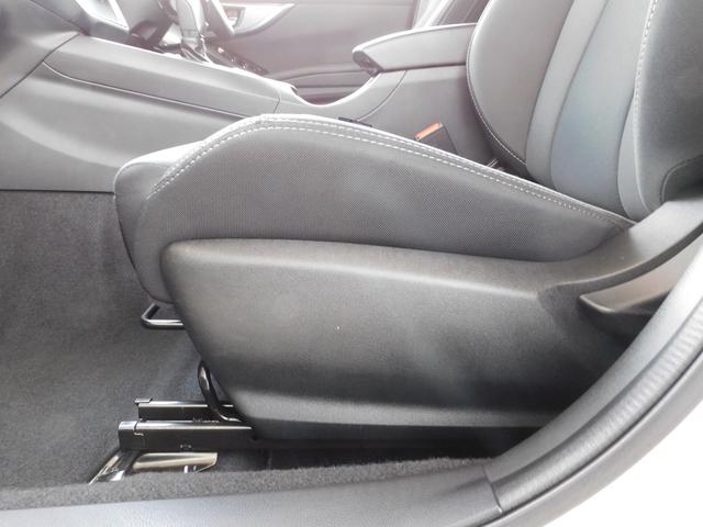 レヴォーグ ＧＴ　ＥｙｅＳｉｇｈｔ搭載車　ＳＤナビ　Ｒカメラ　ＥＴＣ　ＳＤナビ　リヤビューカメラ　ＥＴＣ２．０　ＬＥＤアクセサリーライナー　スバルリヤビークルディテクション　サイドビューカメラ　フロントビューカメラ　社外アルミホイール（55枚目）