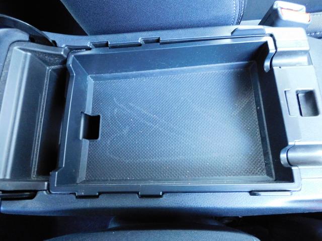 インプレッサＧ４ ２．０ｉ－Ｌ　ＥｙｅＳｉｇｈｔ　ＳＤナビ　Ｒカメラ　ＥＴＣ　ＳＤナビ　リヤビューカメラ　ＥＴＣ２．０　社外ドライブレコーダー（前・後）　ＬＥＤアクセサリーライナー　スバルリヤビークルディテクション　左右独立温度調整機能付きフルオートエアコン（26枚目）