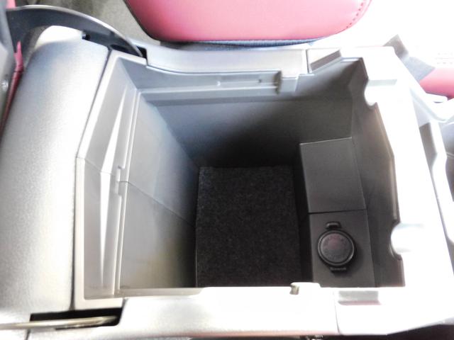 フォレスター STIスポーツ SDナビ Rカメラ ETC SDナビ リヤビューカメラ ETC スバルリヤビークルディテクション サイドビューカメラ フロントビューカメラ キーレスアクセス&プッシュスタート ステアリングヒーター(29枚目)