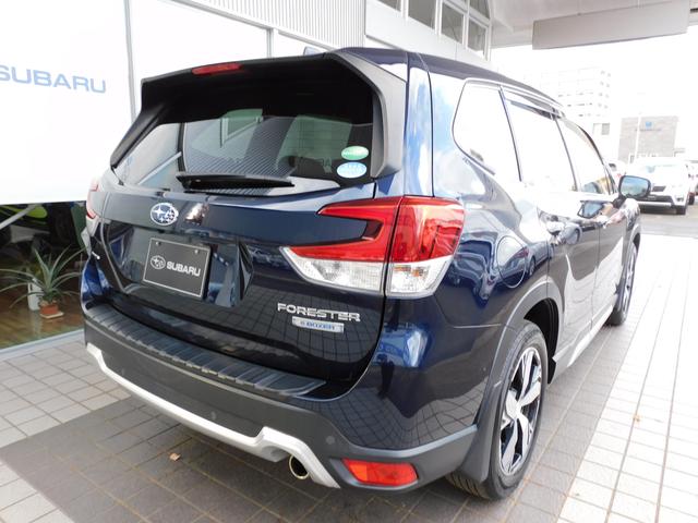 フォレスター Ａｄｖａｎｃｅ　ＥｙｅＳｉｇｈｔ搭載車　ＳＤナビ　Ｒカメラ　ＳＤナビ　リヤビュー　カメラ　ＥＴＣ　ステアリングヒーター　スバルリヤビークルディテクション　運転席・助手席・後席シートヒーター　オートライト＆オートワイパー（3枚目）