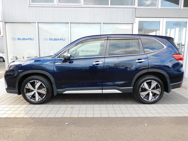 フォレスター Ａｄｖａｎｃｅ　ＥｙｅＳｉｇｈｔ搭載車　ＳＤナビ　Ｒカメラ　ＳＤナビ　リヤビュー　カメラ　ＥＴＣ　ステアリングヒーター　スバルリヤビークルディテクション　運転席・助手席・後席シートヒーター　オートライト＆オートワイパー（9枚目）